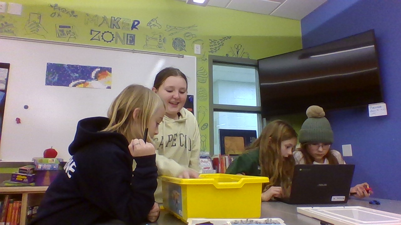 The Great Gals, the special all girls Robocats team, is puzzling over their innovation project.